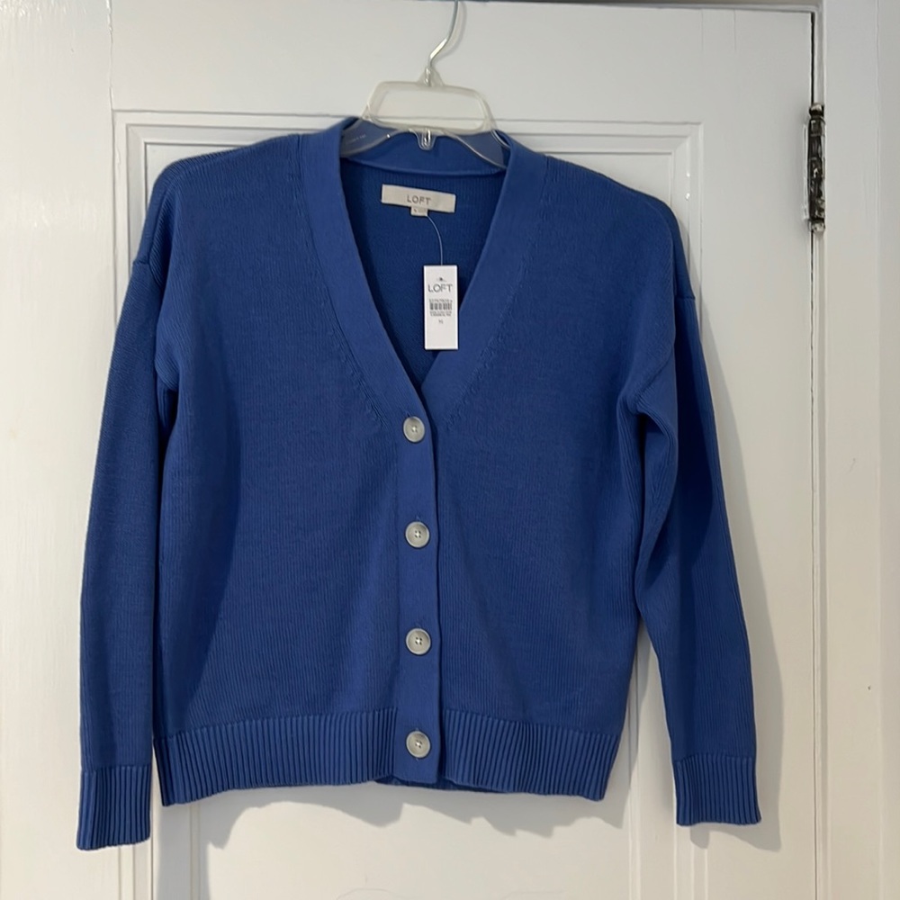 Loft V-Neck Cardigan in a pretty periwinkle color. Size Medium, NWT